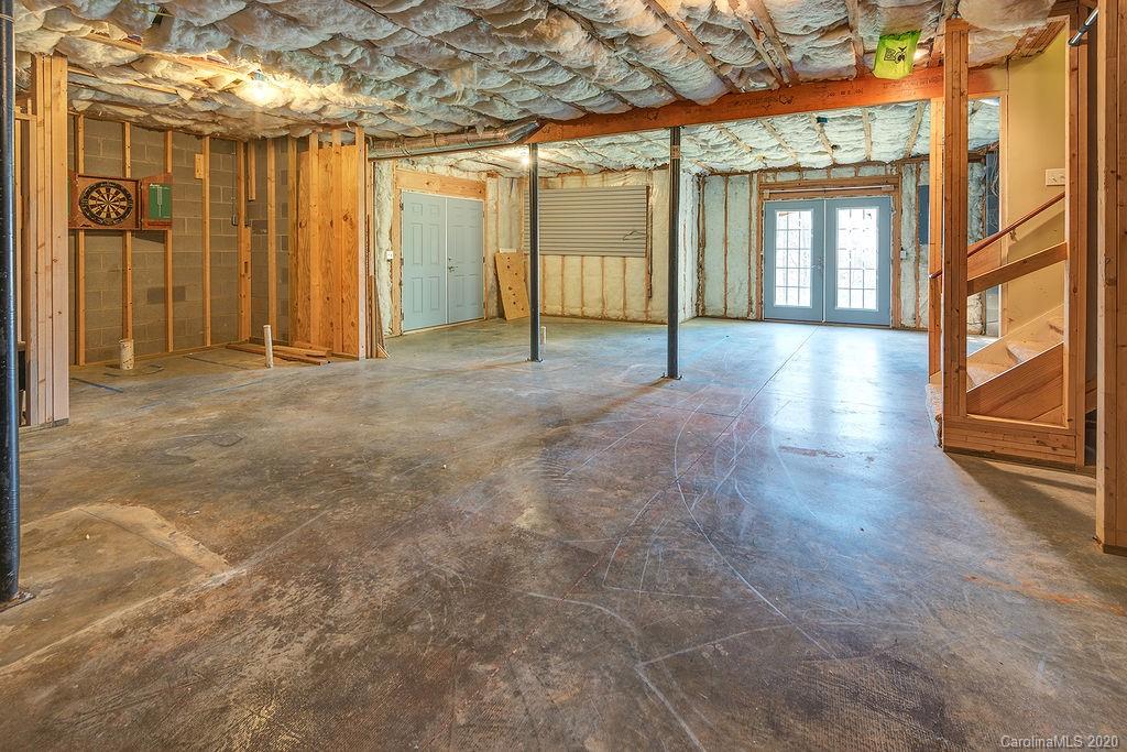 24 Gollum Drive Fairview NC 28730