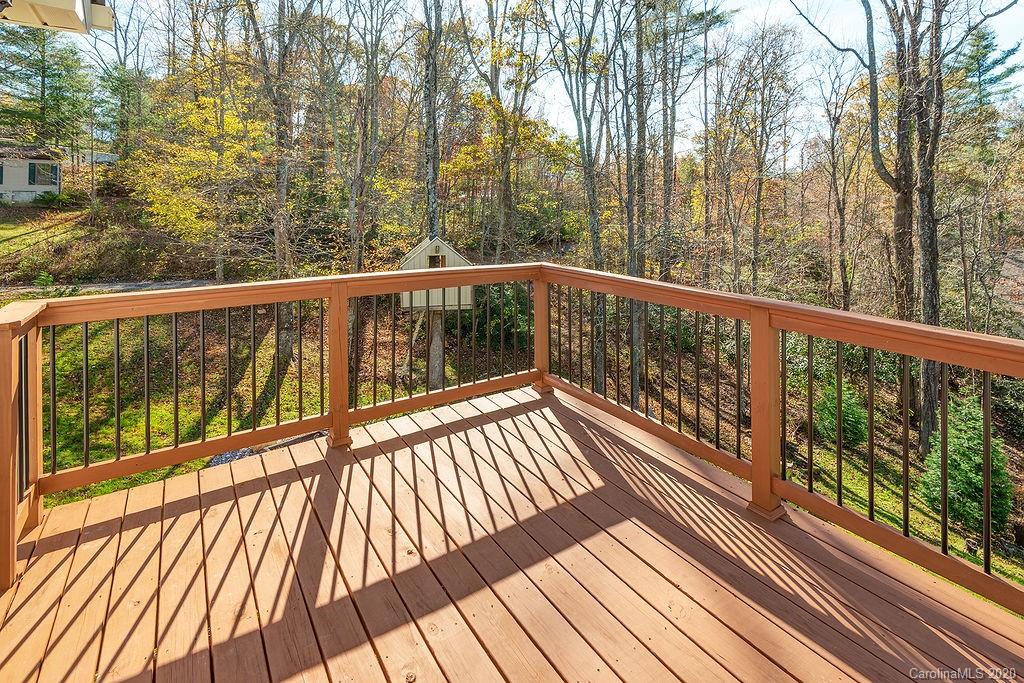 24 Gollum Drive Fairview NC 28730