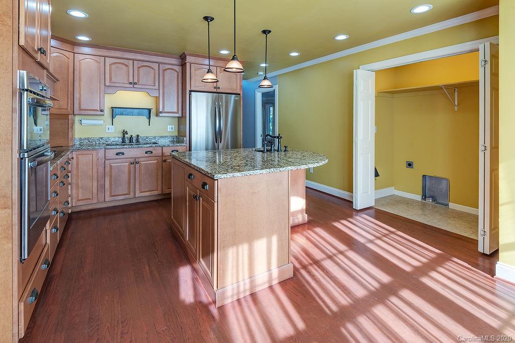 24 Gollum Drive Fairview NC 28730