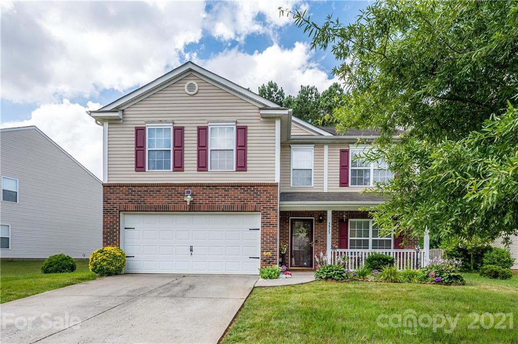 3923 Larkhaven Village Drive Charlotte NC 28215