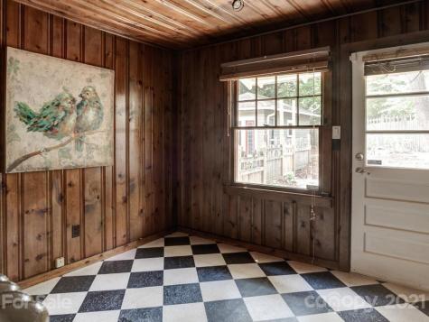 34 Cumberland Circle Asheville NC 28801