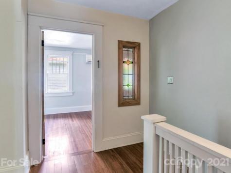 34 Cumberland Circle Asheville NC 28801