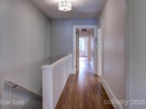 34 Cumberland Circle Asheville NC 28801