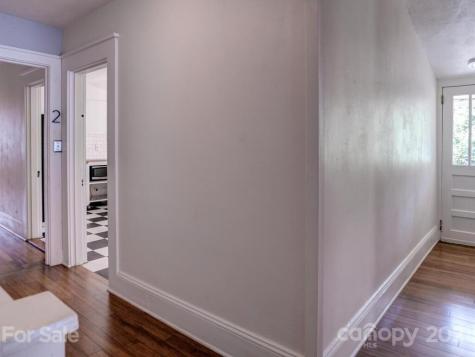34 Cumberland Circle Asheville NC 28801