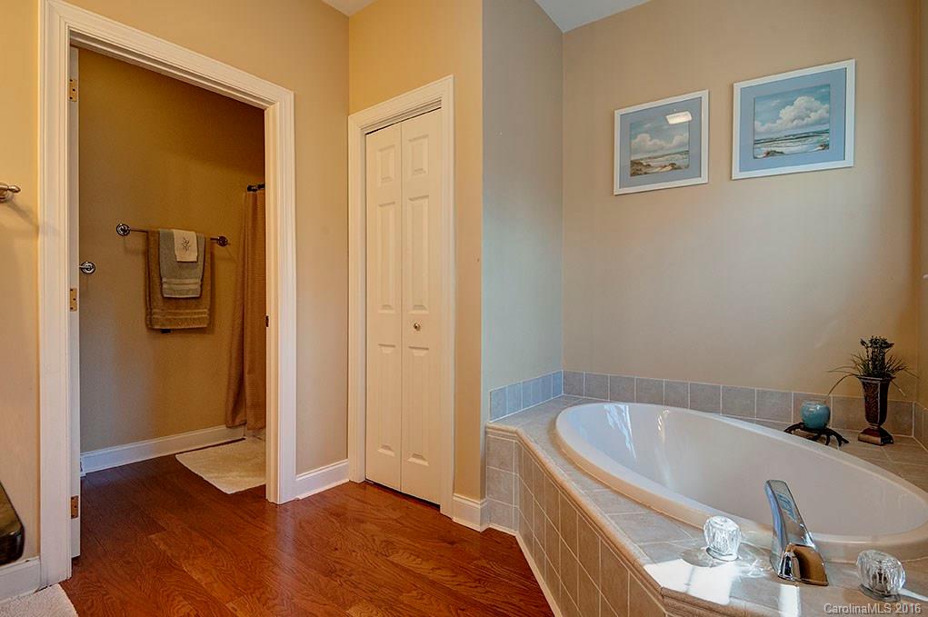 8 Surrey Green Drive Asheville NC 28806