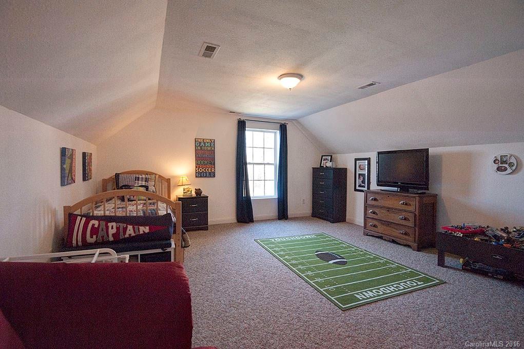 8 Surrey Green Drive Asheville NC 28806