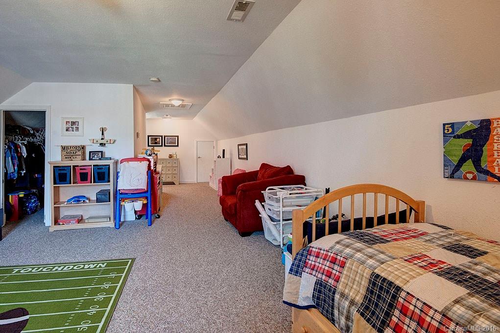 8 Surrey Green Drive Asheville NC 28806