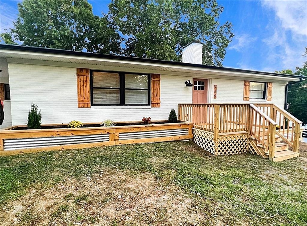 729 Fisher Street Concord NC 28027
