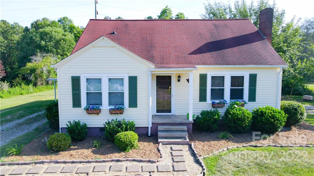 118 Baxter Street Morganton NC 28655