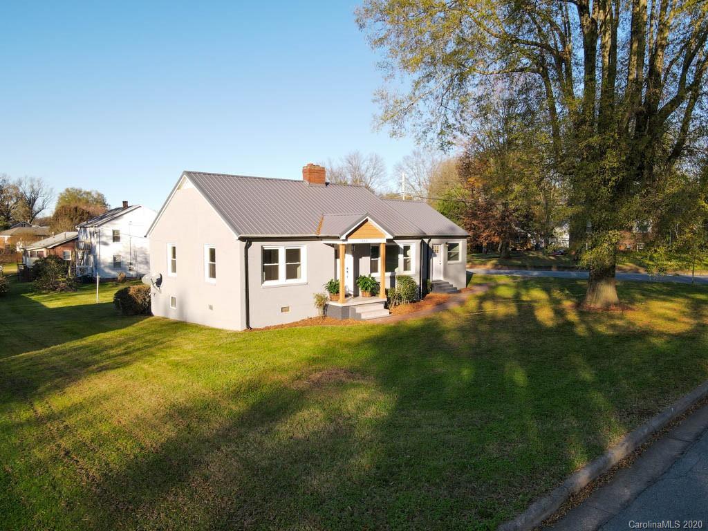 202 W 21st Street Newton NC 28658