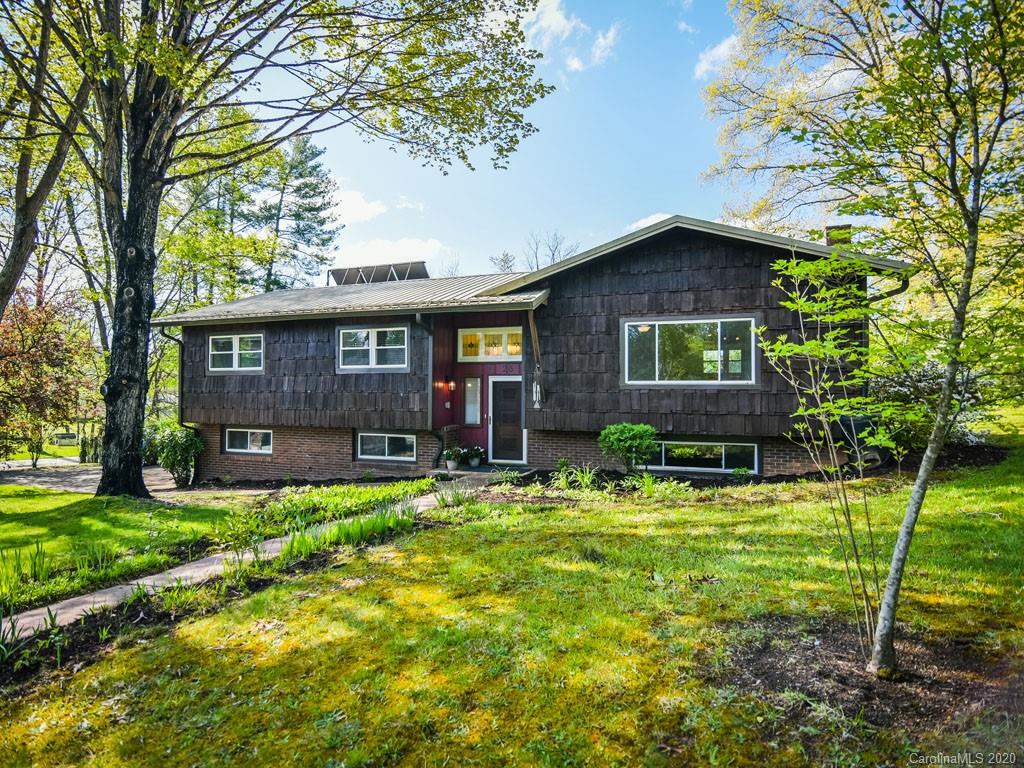 28 College Crescent Weaverville NC 28787