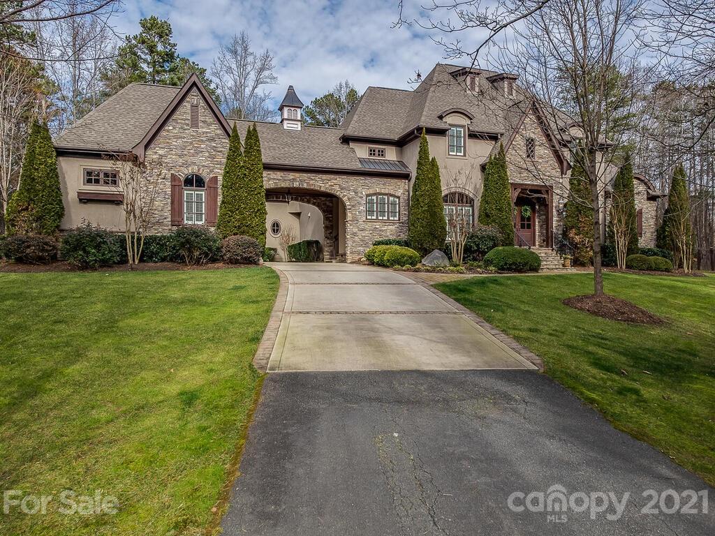 10090 Enclave Circle Concord NC 28027