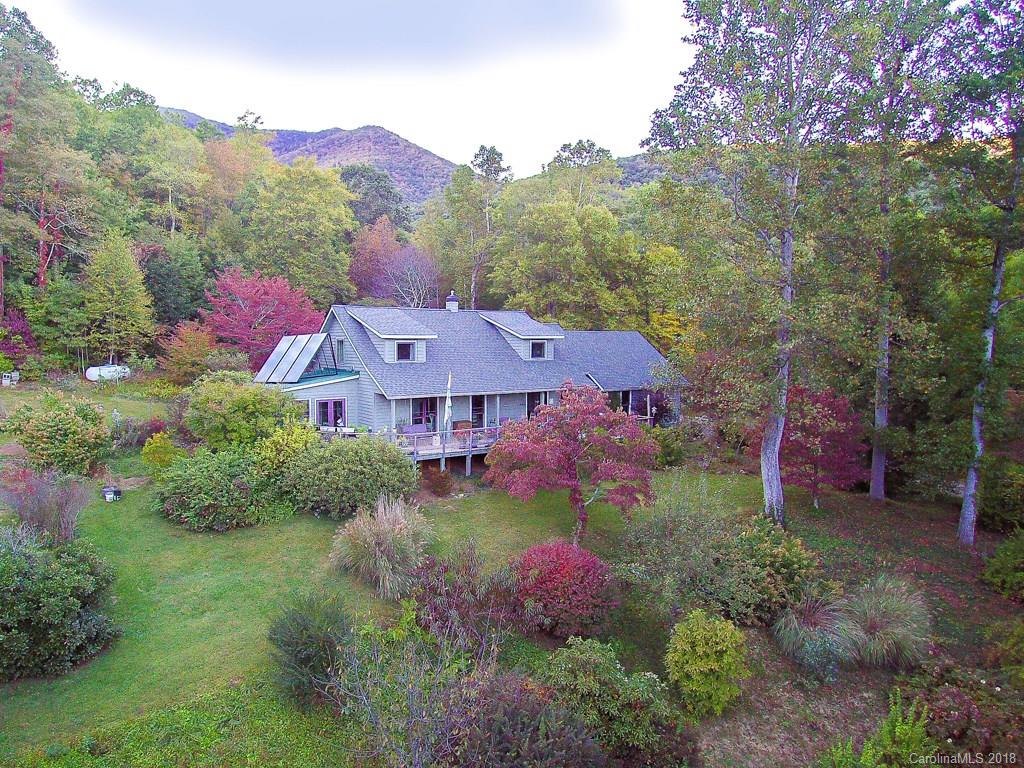 605 Raven Rock Lane, Burnsville NC Real Estate Listing | MLS# Car3368233