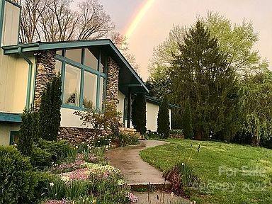 7 Reagan Park Drive Weaverville NC 28787