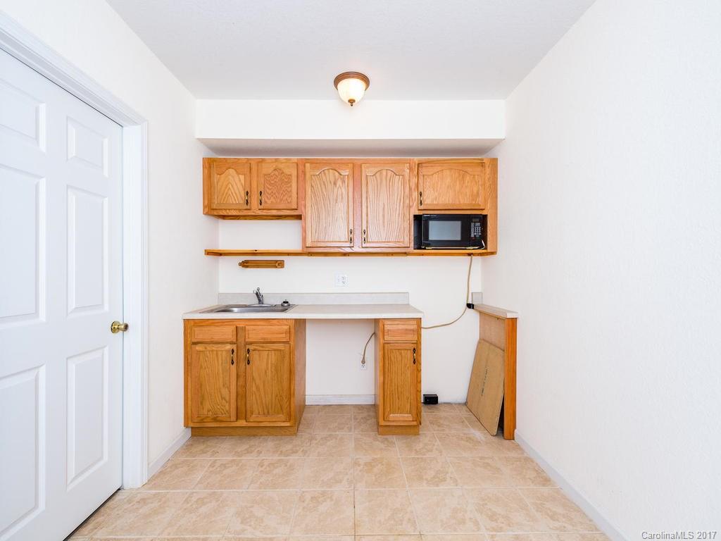 579 Blackberry Ridge Road Burnsville NC 28714