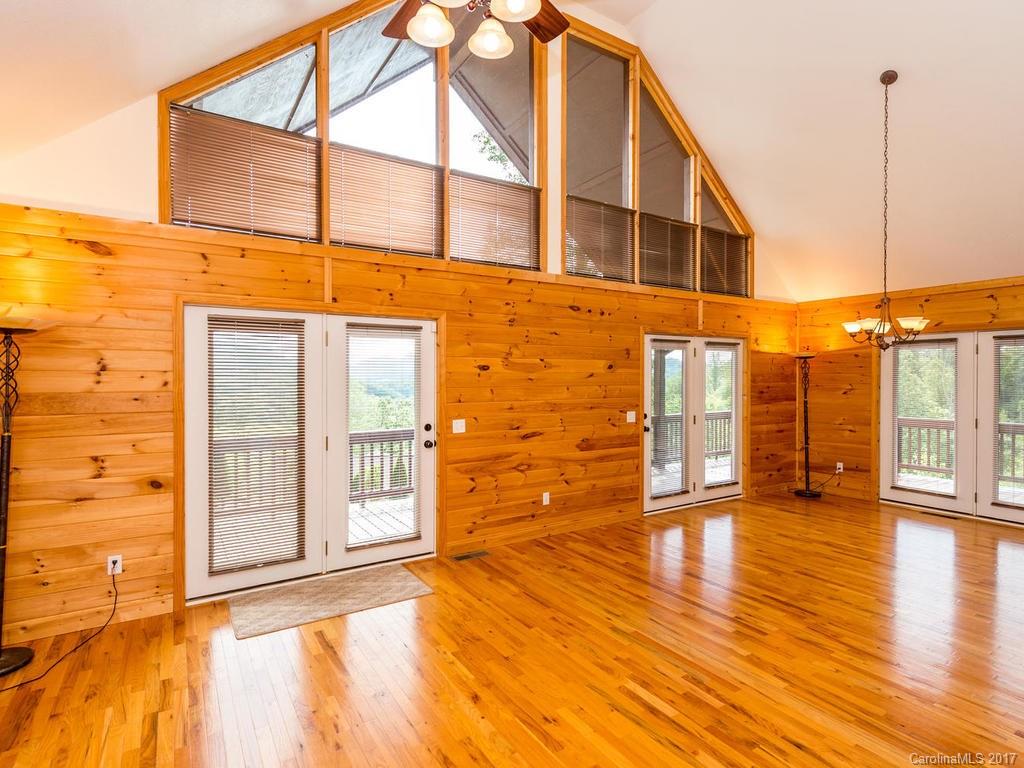 579 Blackberry Ridge Road Burnsville NC 28714