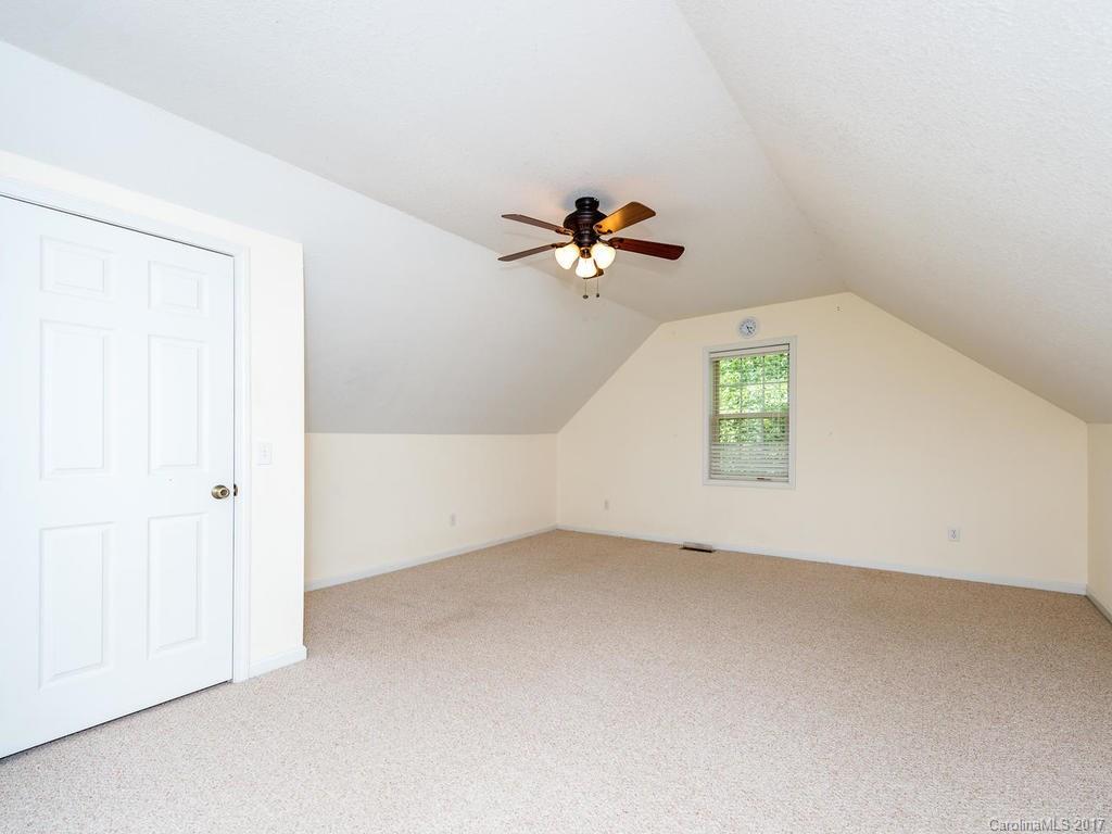 579 Blackberry Ridge Road Burnsville NC 28714