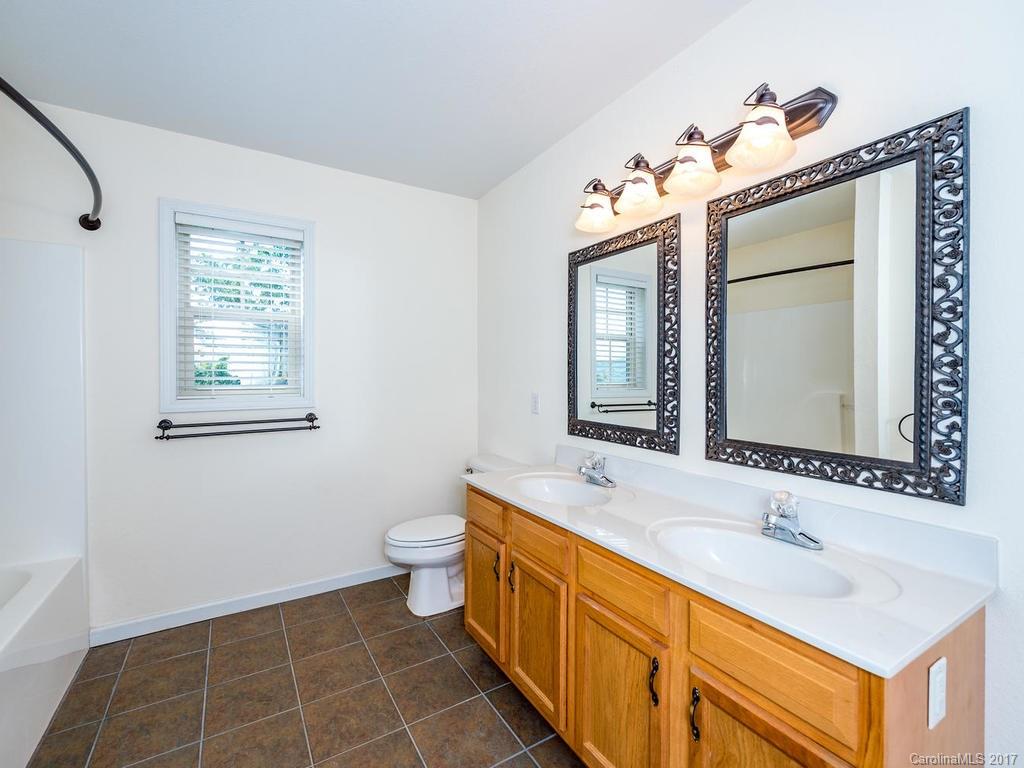 579 Blackberry Ridge Road Burnsville NC 28714