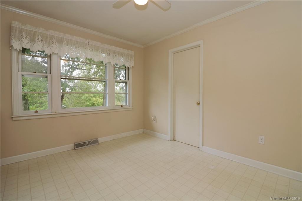 189 Lance Road Mills River NC 28759