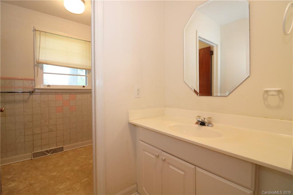 189 Lance Road Mills River NC 28759