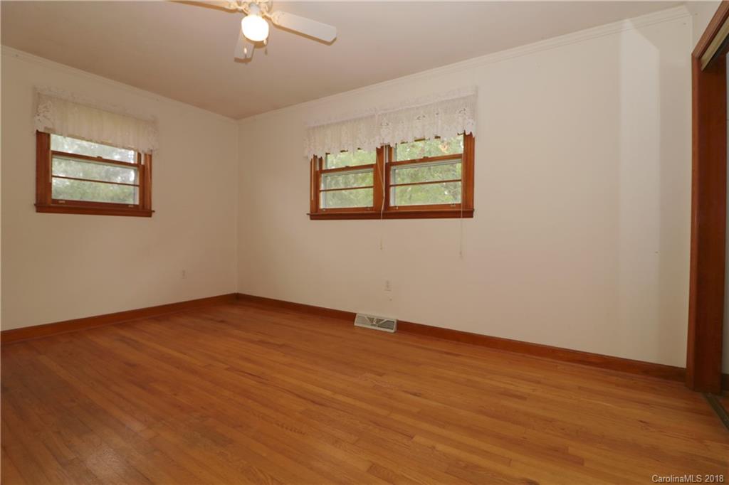 189 Lance Road Mills River NC 28759