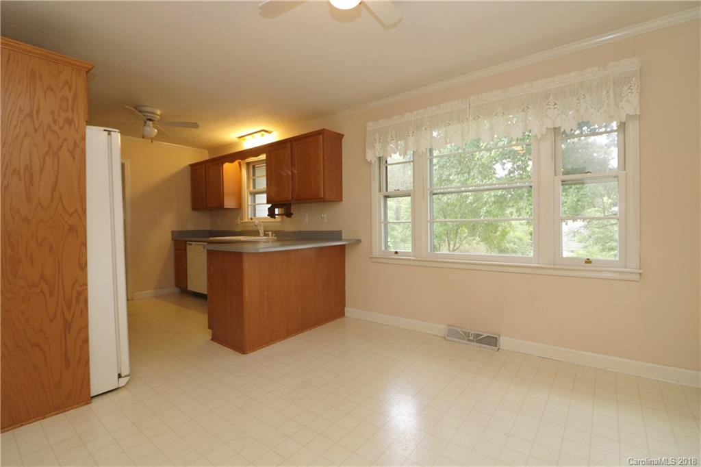 189 Lance Road Mills River NC 28759