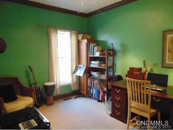 32 Water Street Asheville NC 28801