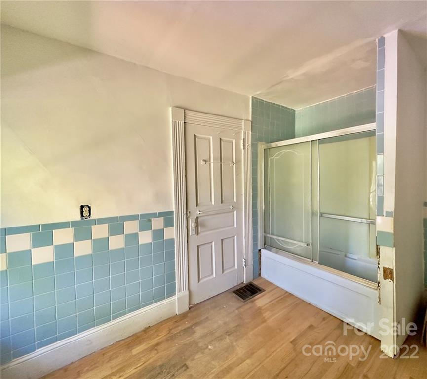 240 Flint Street Asheville NC 28801