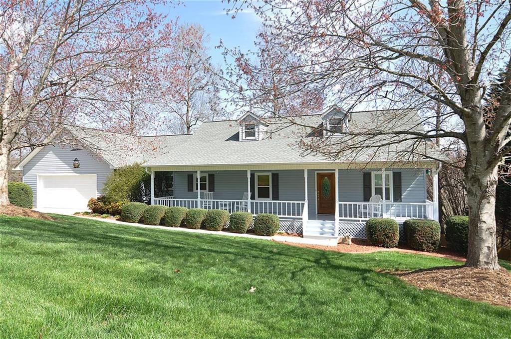 3933 Shakespeare Drive Hickory NC 28601