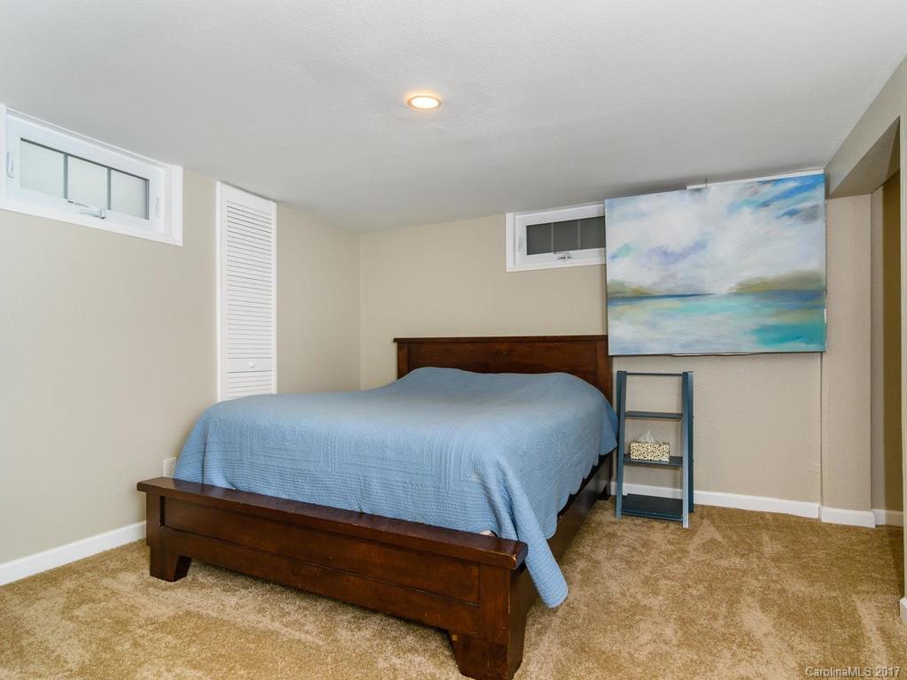 3 Wilburn Road Asheville NC 28806