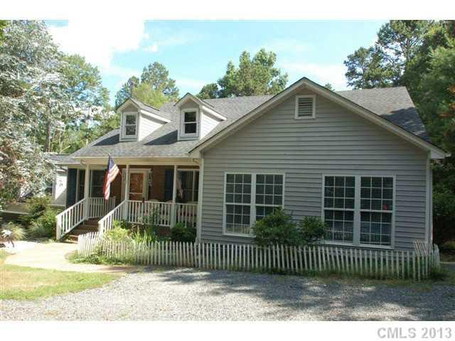 6915 Live Oaks Lane Waxhaw NC 28173