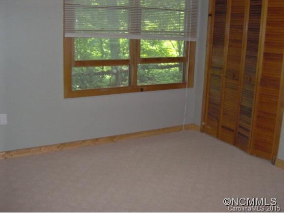 175 Kingfisher Lane Burnsville NC 28714
