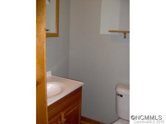 175 Kingfisher Lane Burnsville NC 28714