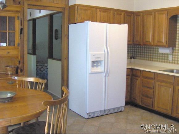 175 Kingfisher Lane Burnsville NC 28714