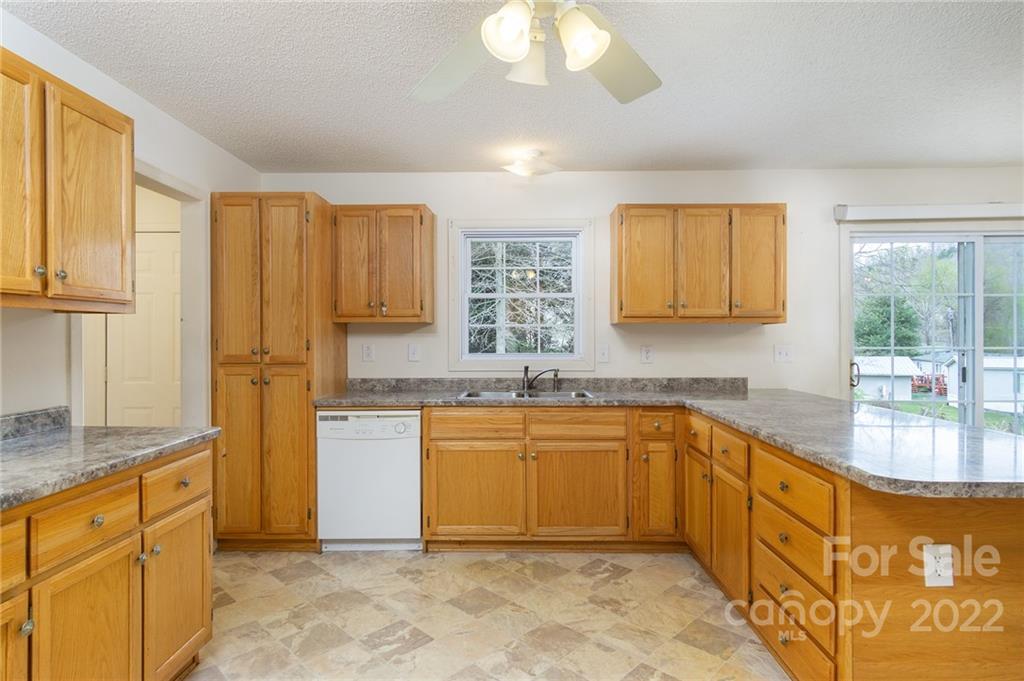 111 Old Jims Branch Road Swannanoa NC 28778
