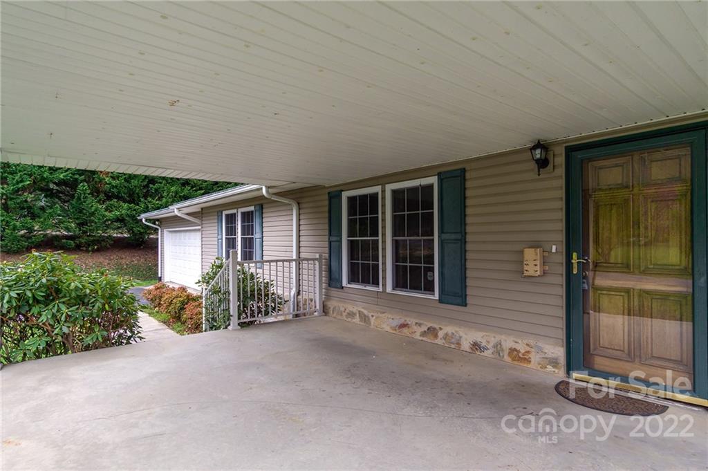 111 Old Jims Branch Road Swannanoa NC 28778