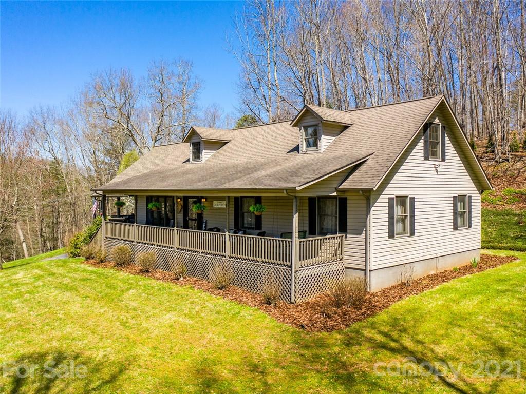 1537 Banks Creek Road Burnsville NC 28714