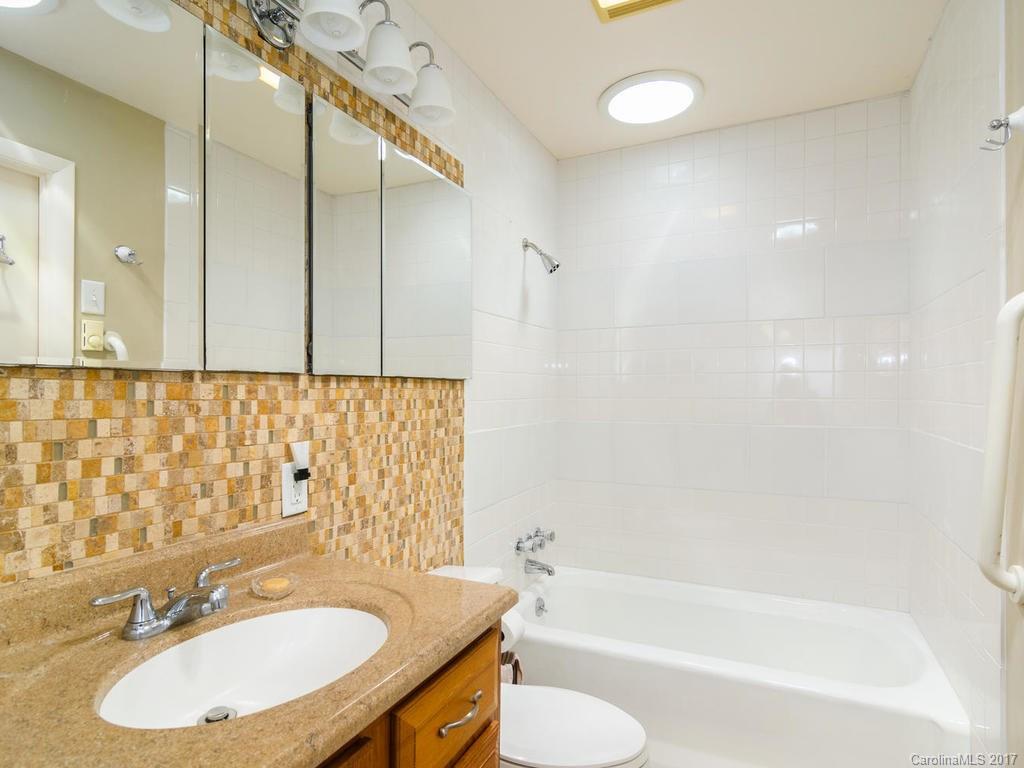 471 Windsor Road Asheville NC 28804
