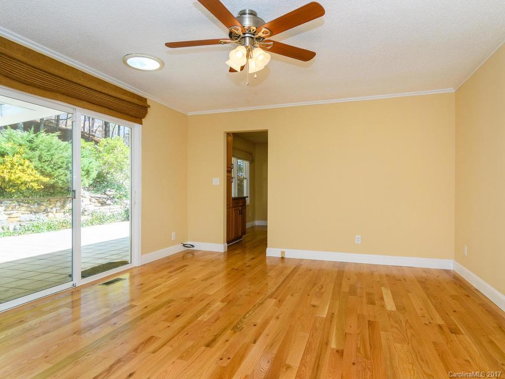 471 Windsor Road Asheville NC 28804