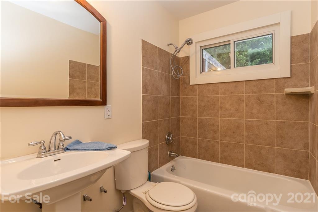 47 Grandview Road Asheville NC 28806