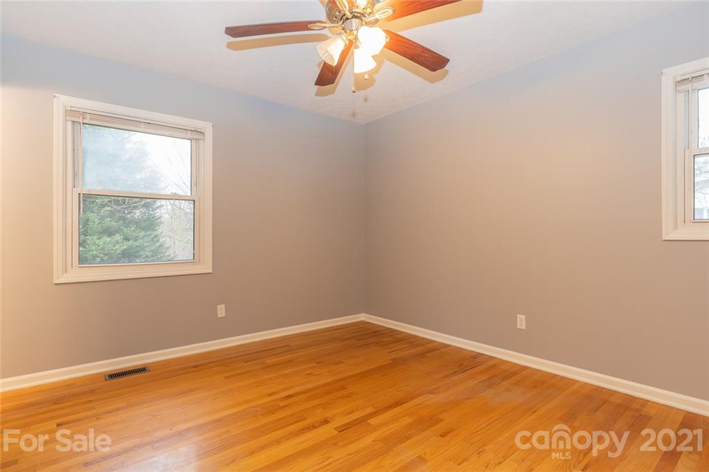 47 Grandview Road Asheville NC 28806