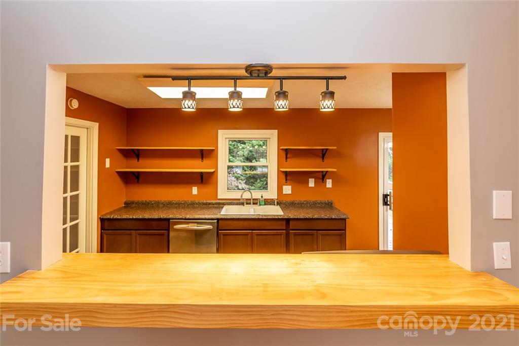 47 Grandview Road Asheville NC 28806