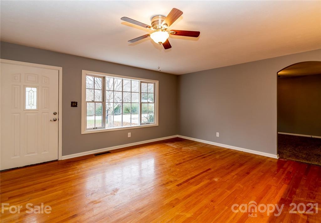 47 Grandview Road Asheville NC 28806