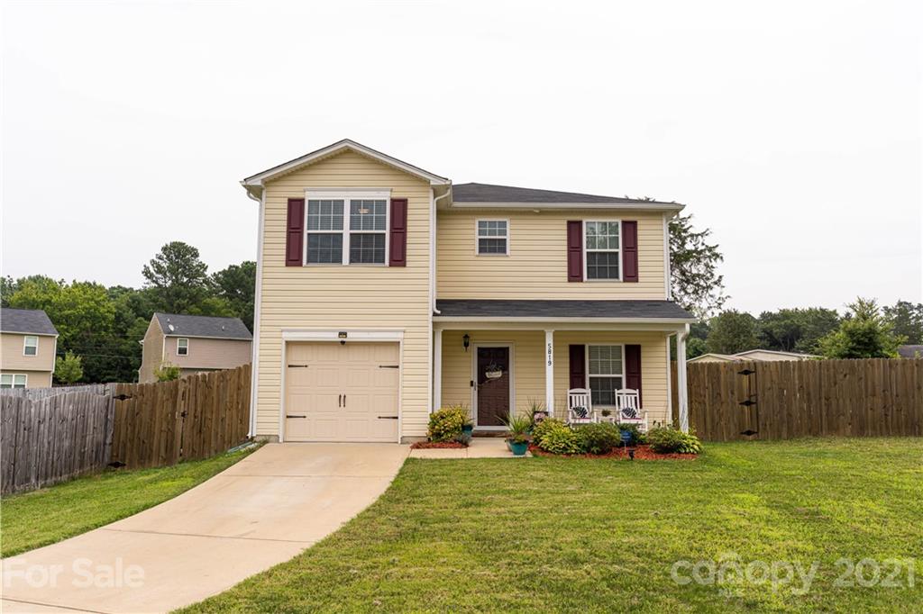5819 Lake Vista Lane Charlotte NC 28216