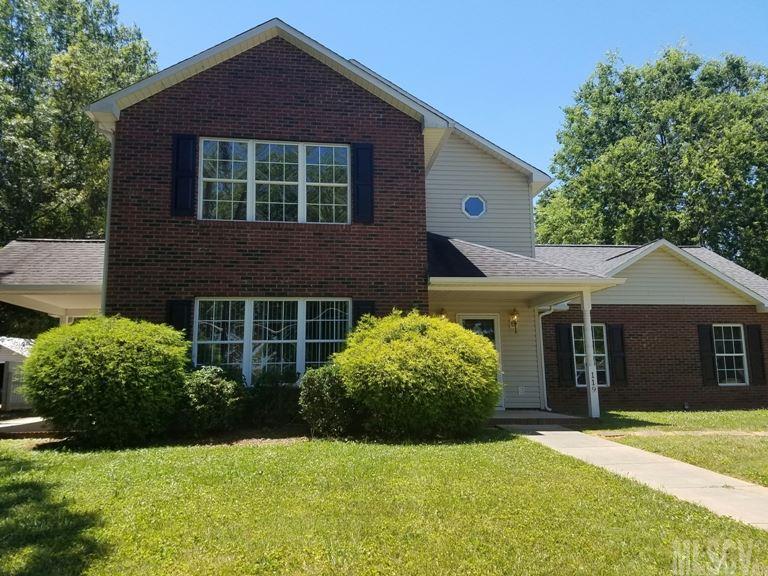119 1st Avenue N Conover NC 28613