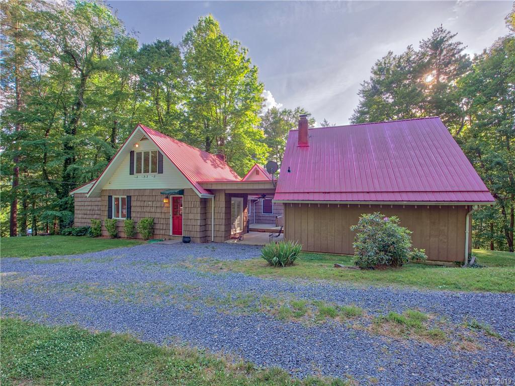 151 Studio Lane Waynesville NC 28785