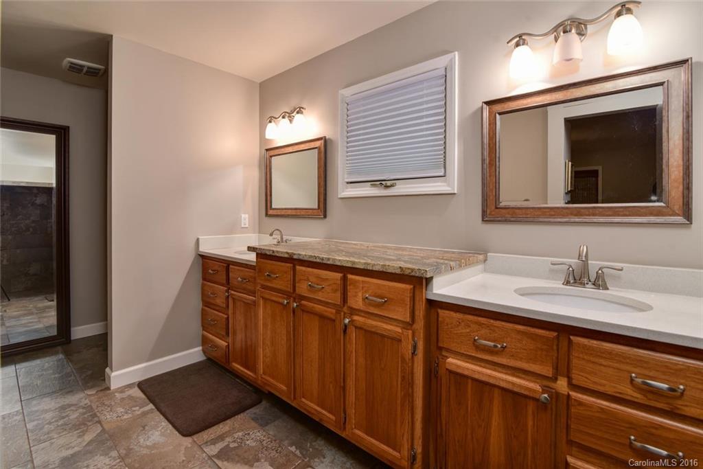 38 Applecross Road Weaverville NC 28787