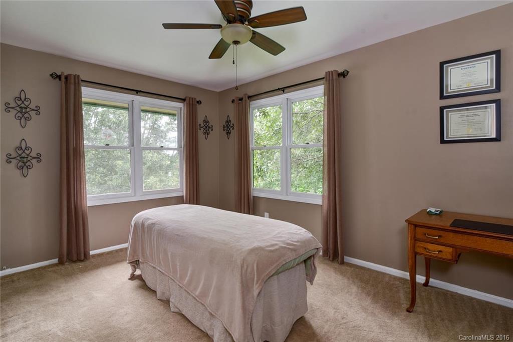 38 Applecross Road Weaverville NC 28787