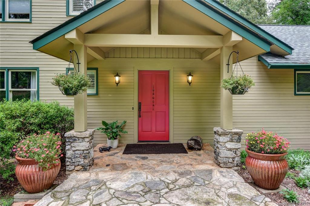 38 Applecross Road Weaverville NC 28787