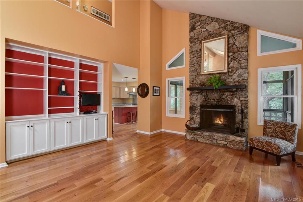 38 Applecross Road Weaverville NC 28787